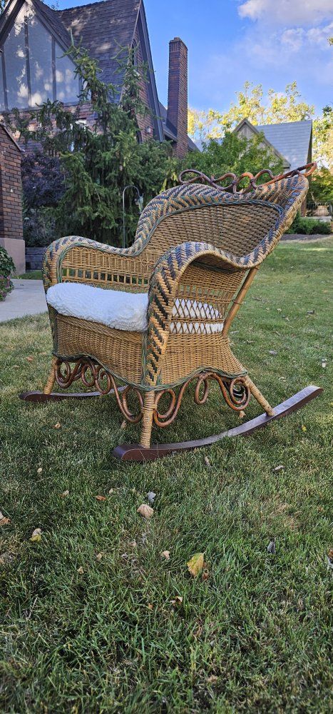 Vintage Wicker Rocking Chair - Natural & Green Woven Design
