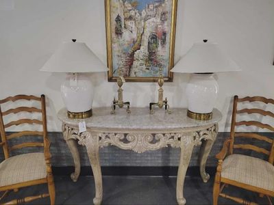 DealDepotUT.com - Furniture for Living Rooms, End Tables, Lamps, and More!