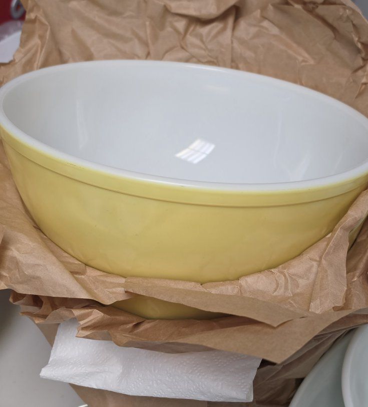 Vintage Pyrex Primary Colors Yellow Mixing Bowl 404 Large Kitchenware Made in USA