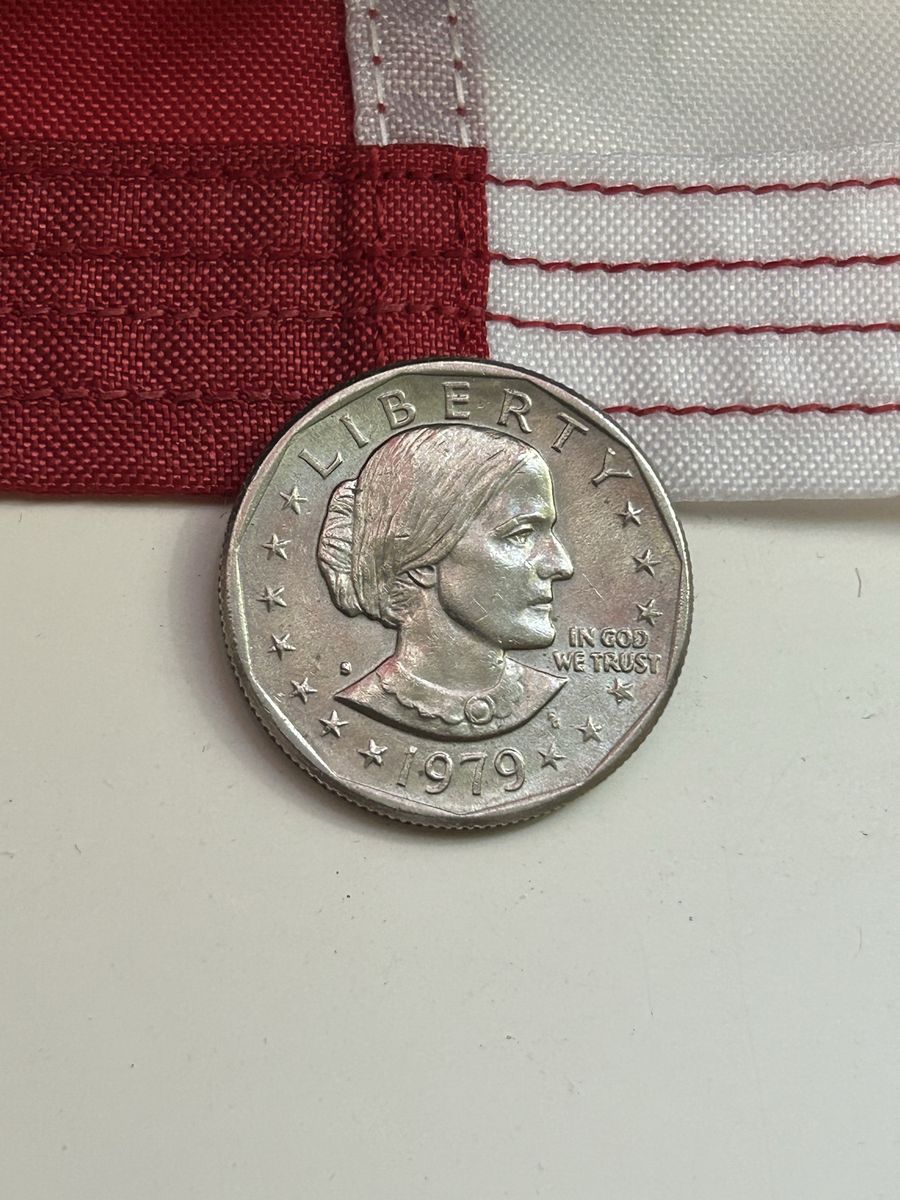 1979 Susan B. Anthony One Dollar Coin - Circulated US Currency