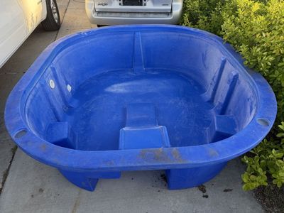 Deluxe Poly Pool 80x90 500 Gallon Pump Included