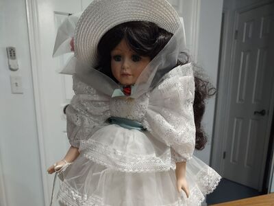 "SCARLETTE" PORCELAIN DOLL