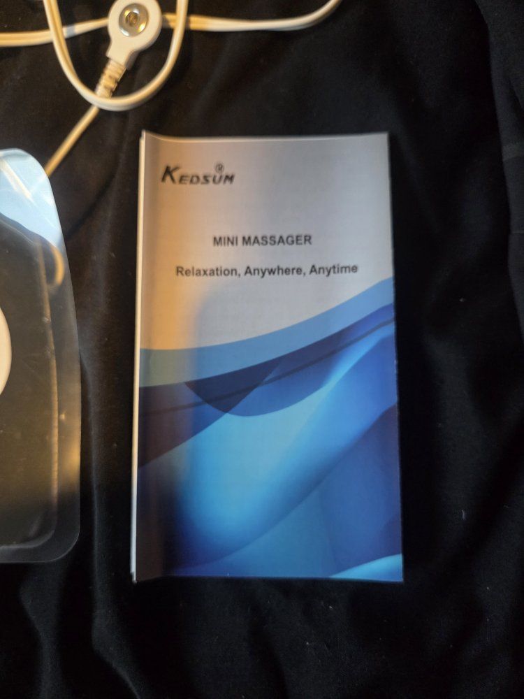 KEDSUN Z2-US Mini Massager with 16 Modes & Pads - Relaxation, Anywhere, Anytime