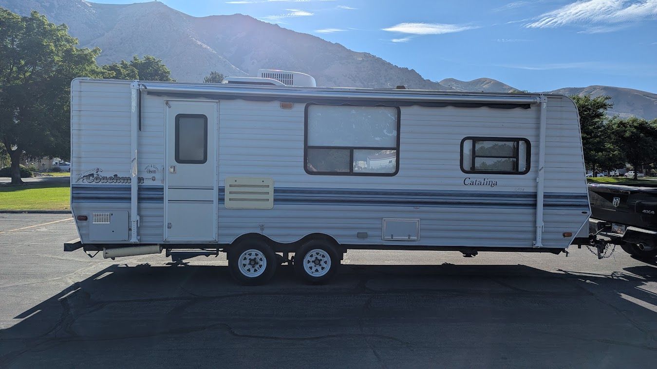 1995 Coachmen Catalina Lite – Ready for Adventure!