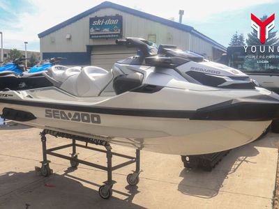 2026 Sea-Doo GTX™ Limited 325 White Pearl Premium
