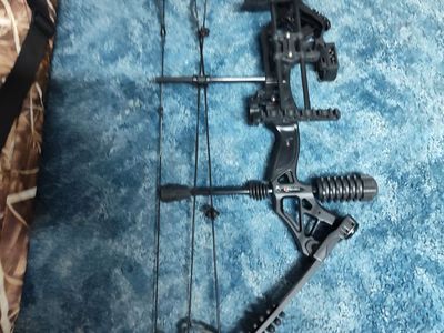 Pro Compound Right Hand Bow Kit 30-70lbs