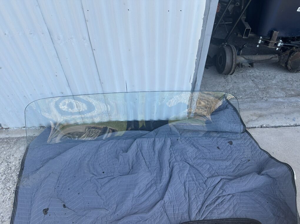 rear Glass For A F100