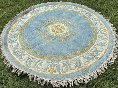 Light Blue Round Rug