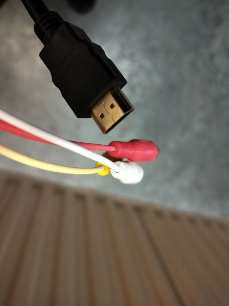 HDMI to RCA AV Adapter Cable (Red/W