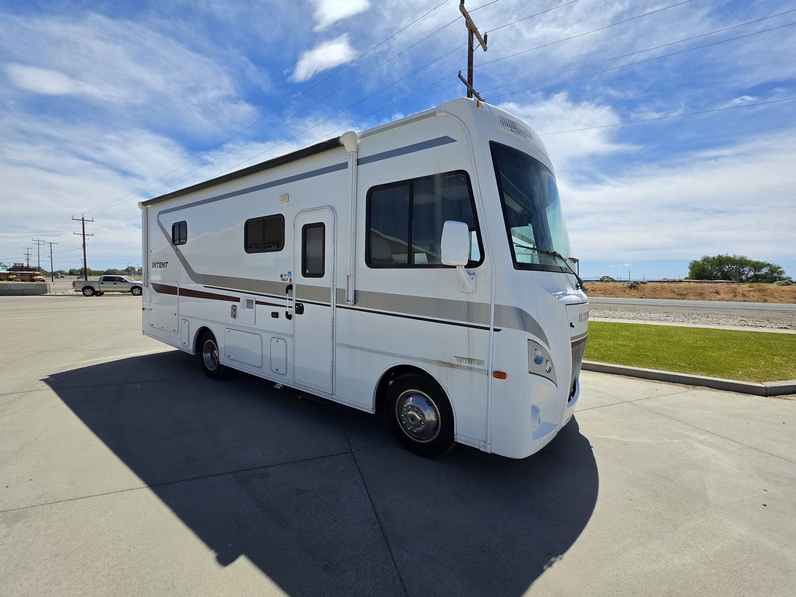 2018 Winnebago Intent 26M