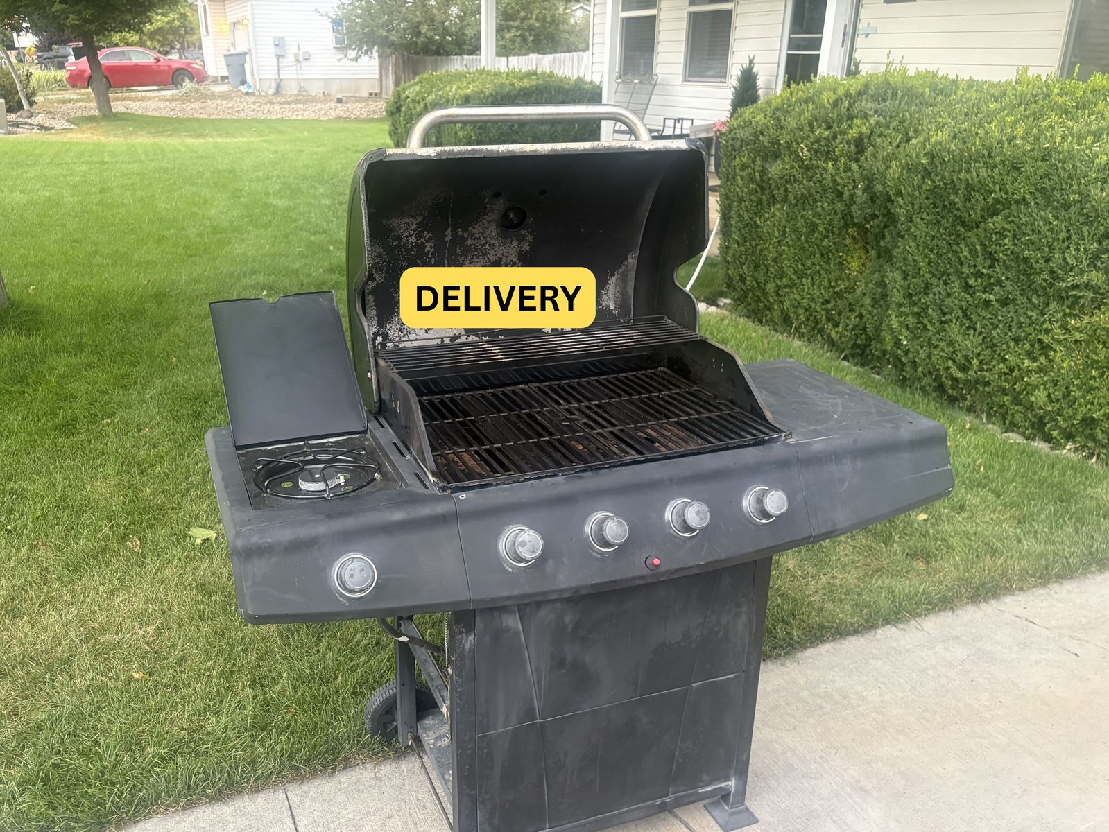 DELIVERY - WORKING/CLEANED 5 Burner CharBroil BBQ Grill