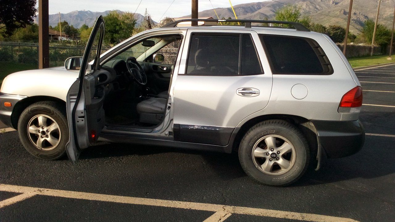 2005 HYUNDAI SANTA FE GL 5-Pass
