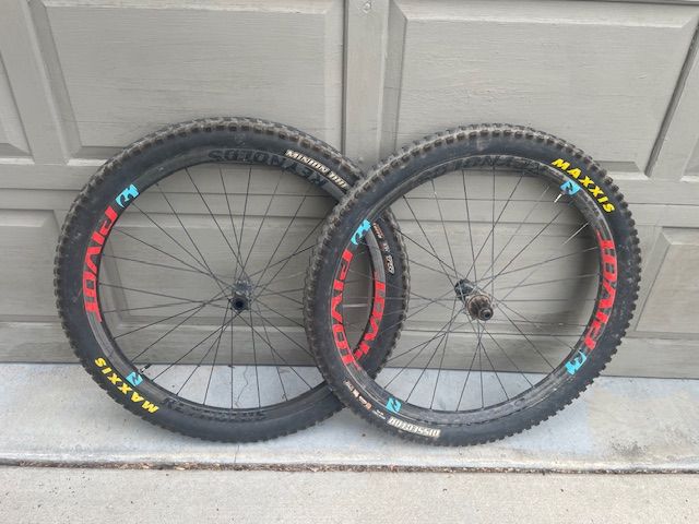 Reynolds / Industry 9 Carbon Superboost 29" wheelset