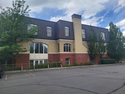 Shared exective office space in Murray