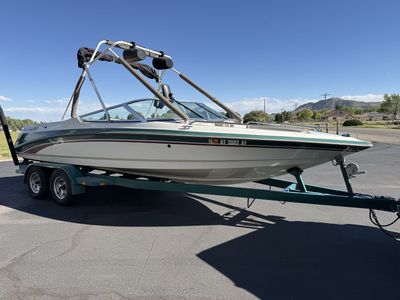 1997 Mastercraft Maristar 225V