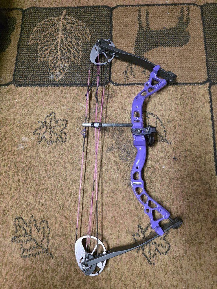 Diamond Atomic Bow - Rh