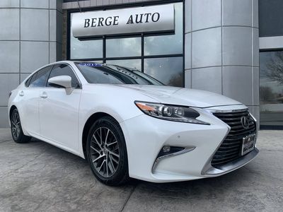 2017 LEXUS ES Base