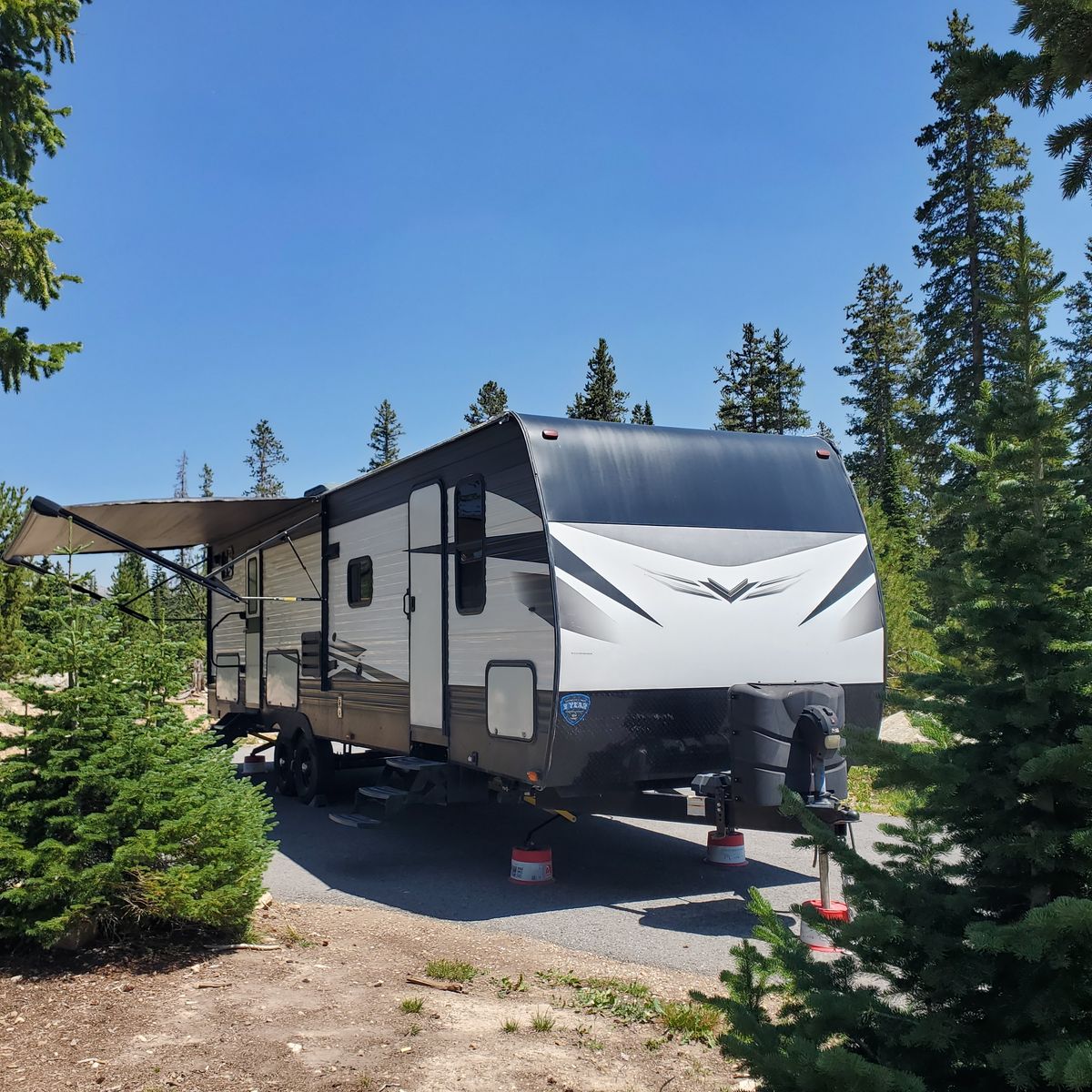 2021 Keystone Hideout Bunkhouse 29DFSWE
