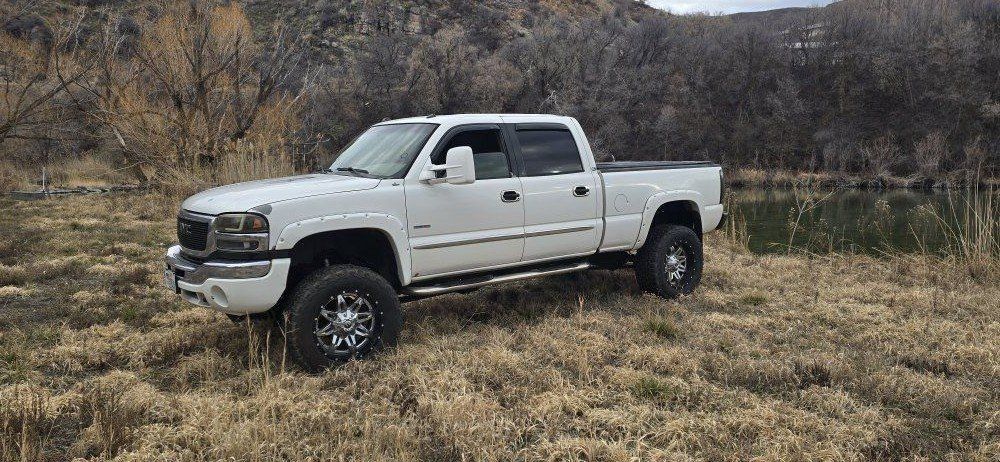 2005 GMC 2500 SLT