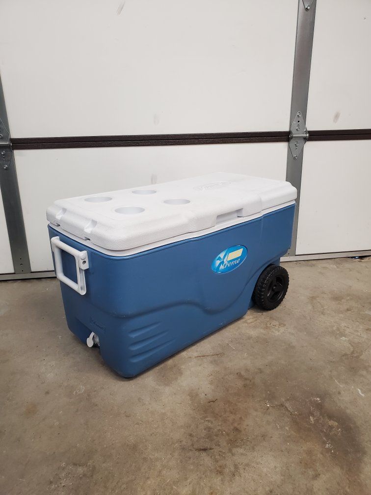 Coleman Xtreme Wheeled Cooler