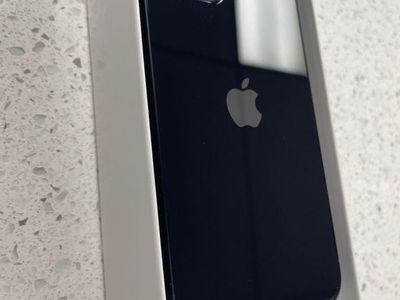 Iphone 12 MINI- 64gb - Unlocked