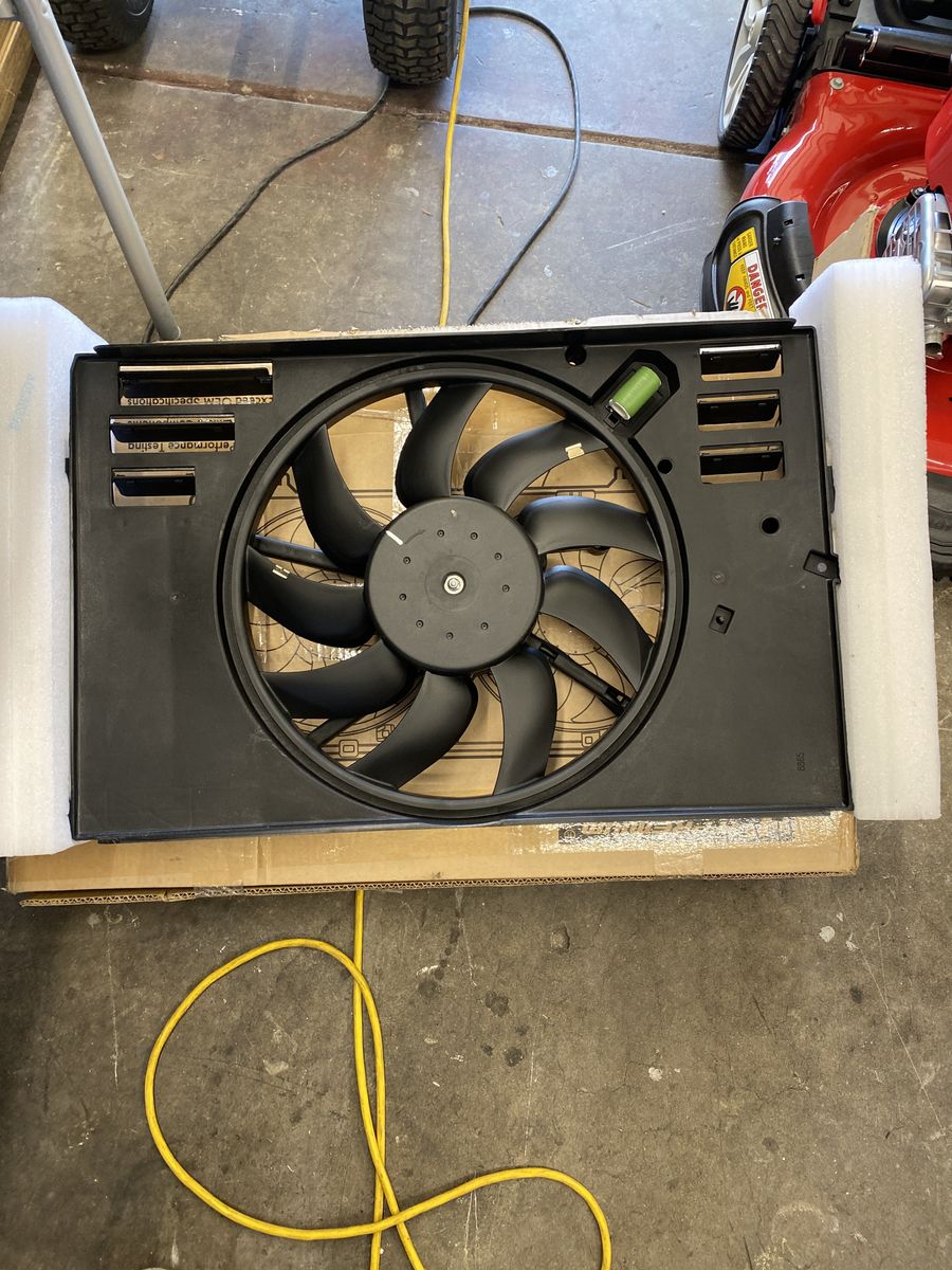 15-18 jeep,ram,fiat Cooling Fan Assembly