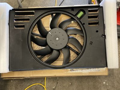 15-18 jeep,ram,fiat Cooling Fan Assembly