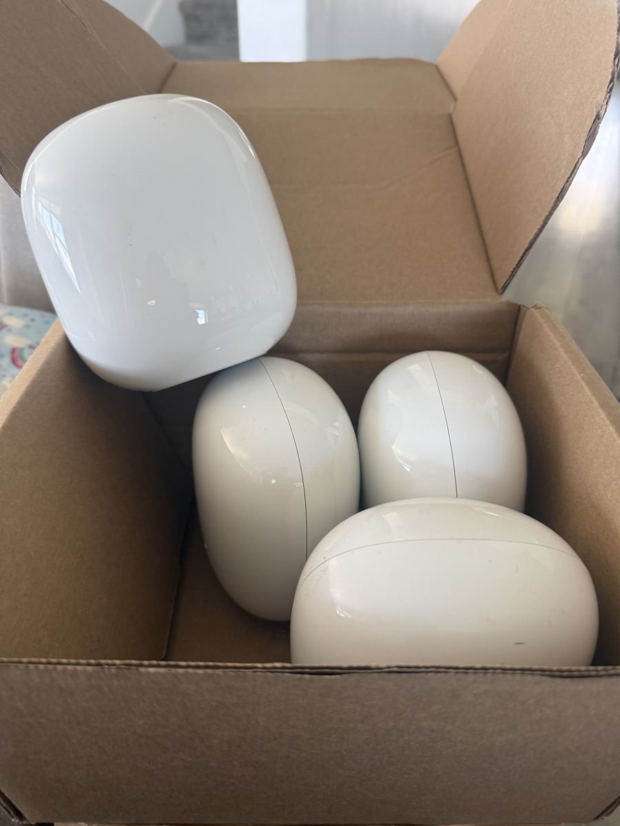 Google Nest Wifi Pro (Used)
