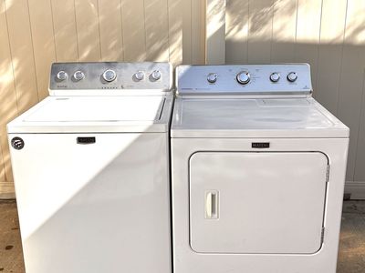 MAYTAG TOP LOAD WASHER AND ELECTRIC DRYER SET