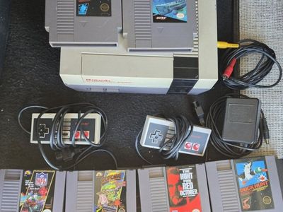 Original Nintendo "Nes" Bundle for sale