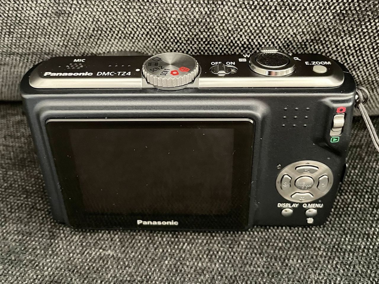 Main image 4
