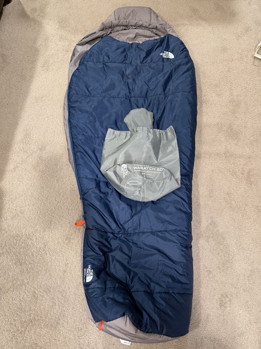 The North Face Youth Wasatch 20 Degree Sleeping Bag - Blue/Gray w/ Compression Sack