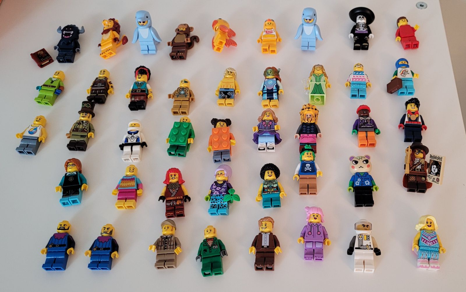 43 lego minifigures-not selling separately