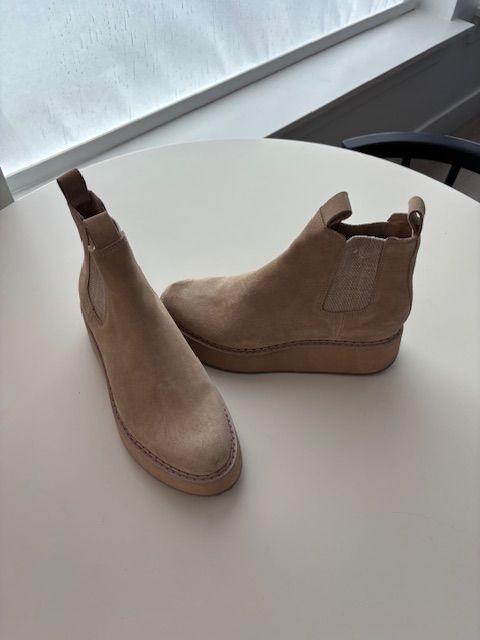 Dolce Vita womens size 6