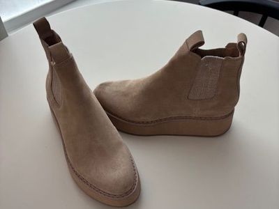 Dolce Vita womens size 6