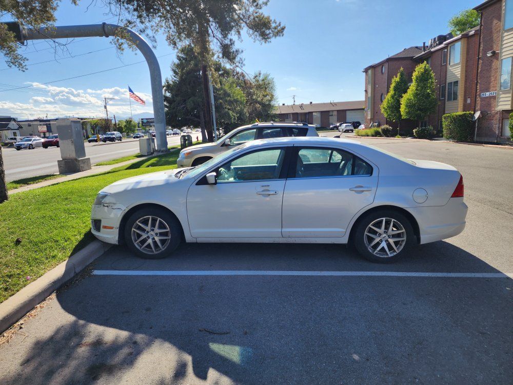 2011 FORD FUSION SE