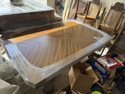Dining room table