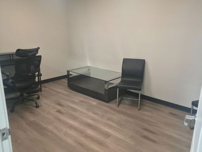 Prime Office Space for Rent - Storage, Washer/Dryer, Desk, Internet, Freeway Access