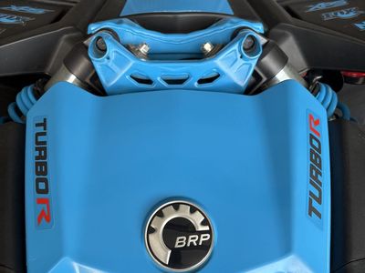 2018 Can-Am Maverick X3 XRC Turbo R