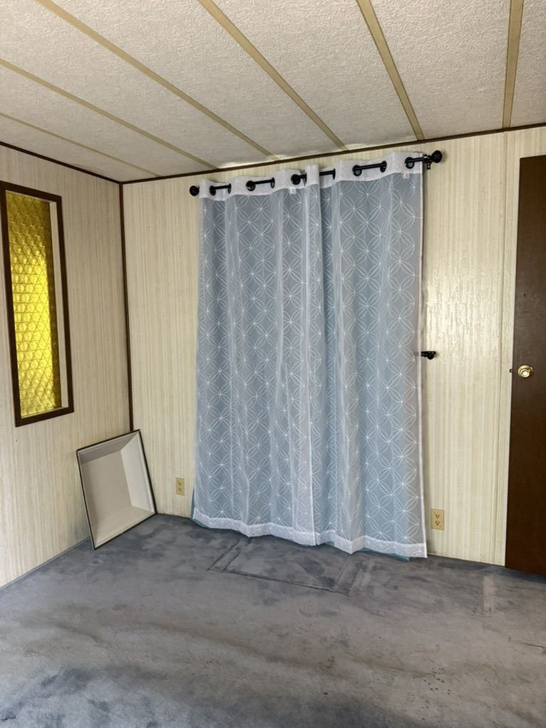 Main image 19