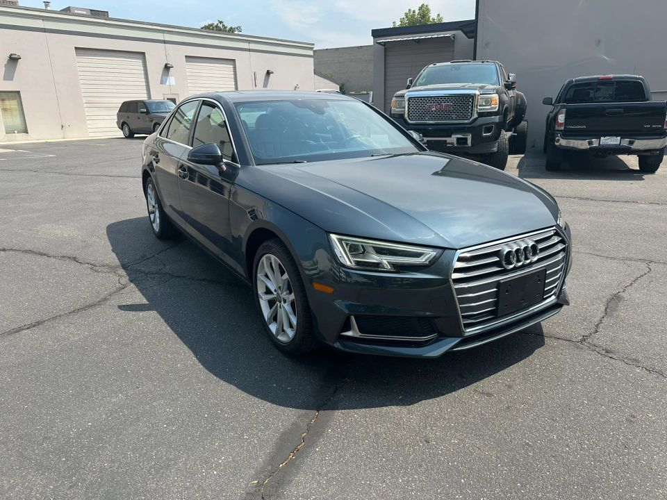 2019 Audi A4 Premium Plus 40 TFSI