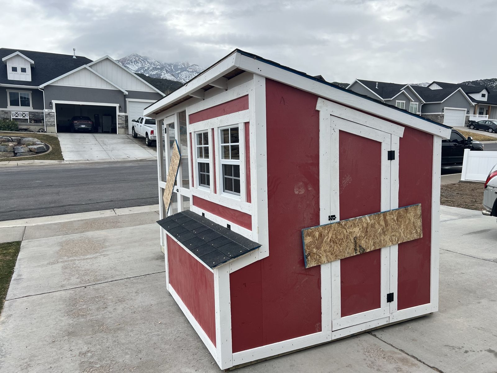 CHICKEN COOP1000