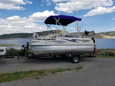 Voyager 16 Foot Pontoon boat set up for fishing
