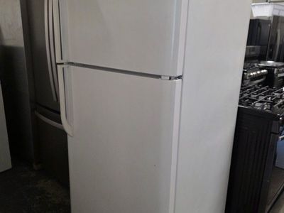 Frigidaire refrigerator