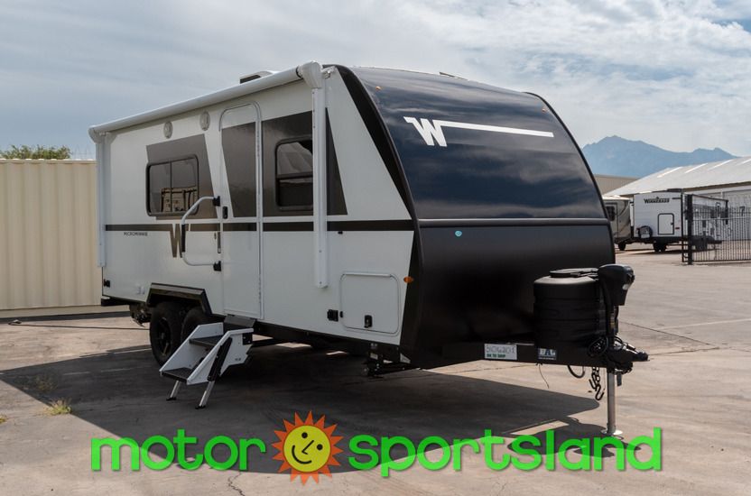 2027 Winnebago Micro Minnie 2000TRB