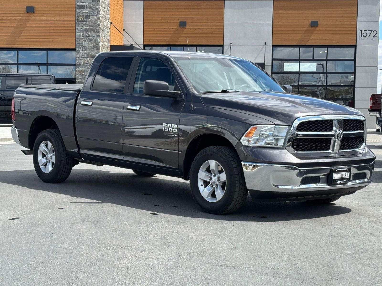 2018 RAM 1500 SLT