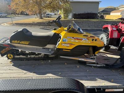 2000 Ski Doo Summit 700
