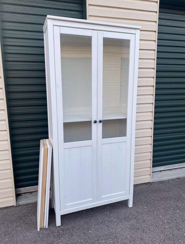 Ilea Hemnes Bookcase