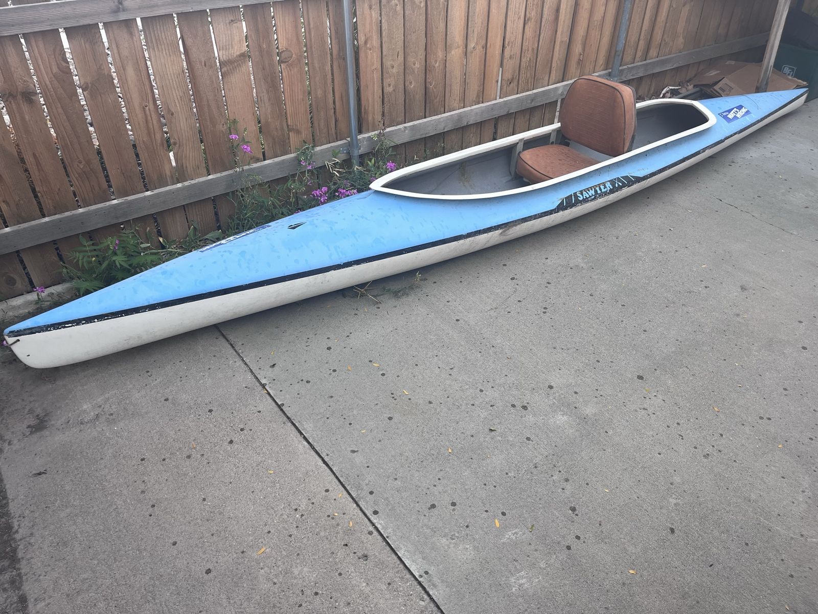 Sawyer kayak & paddle