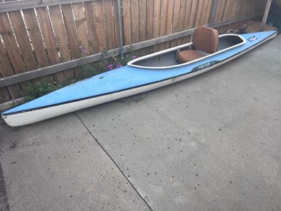 Sawyer kayak & paddle